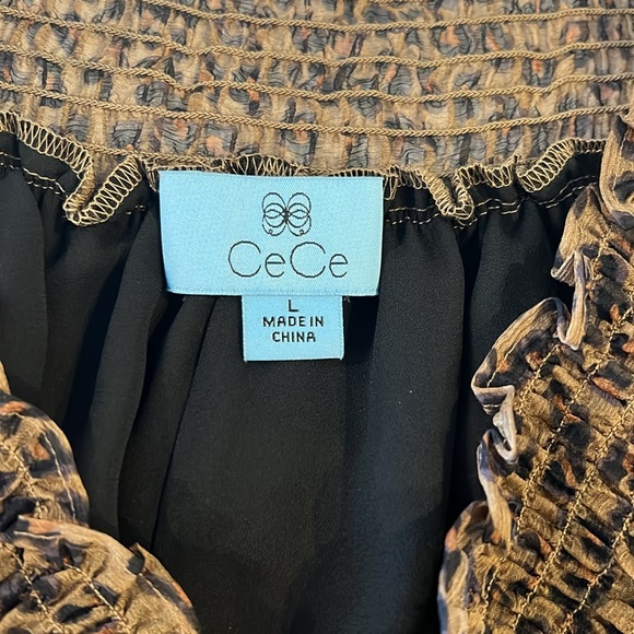 Leopard off the shoulder top - Picture 4 of 4